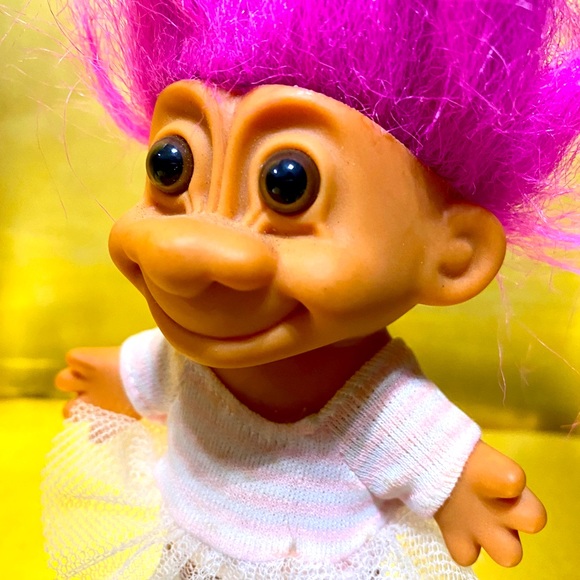 RUSS BERRIE VINTAGE TROLLS NEWBORN, BABY, ICE SKATER, SANTA & MINI TROLLS - Picture 7 of 15